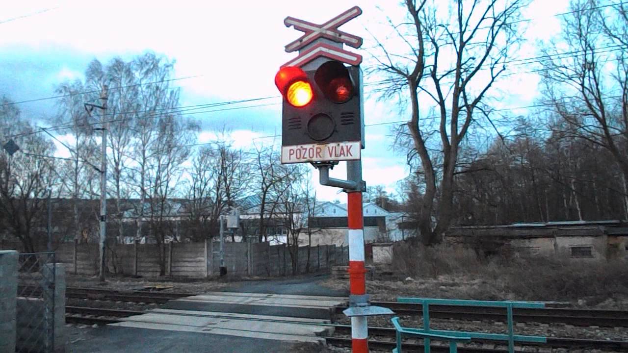 Výstražník AŽD 71 v Újezdečku