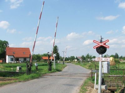 PZ Ericsson na přejezdu v Chrasti u Chrudimi (foto: Mechaniky.cz)